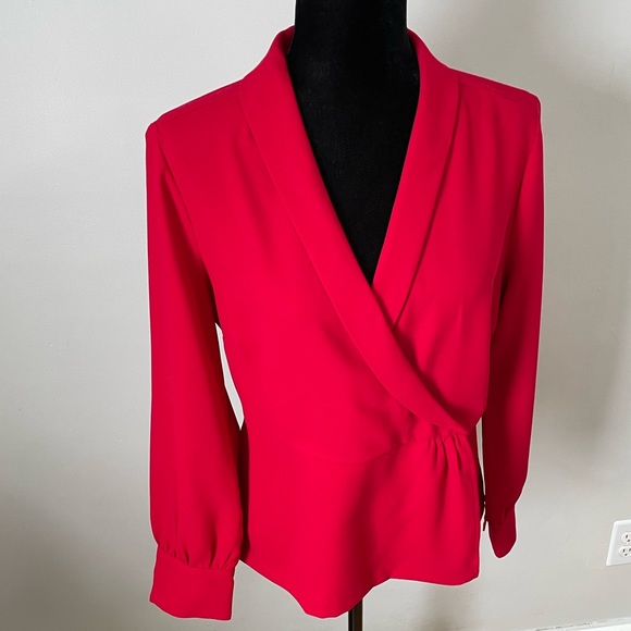 J CREW Drapey Faux-Wrap Top in 365 Crepe 10T - Picture 7 of 11